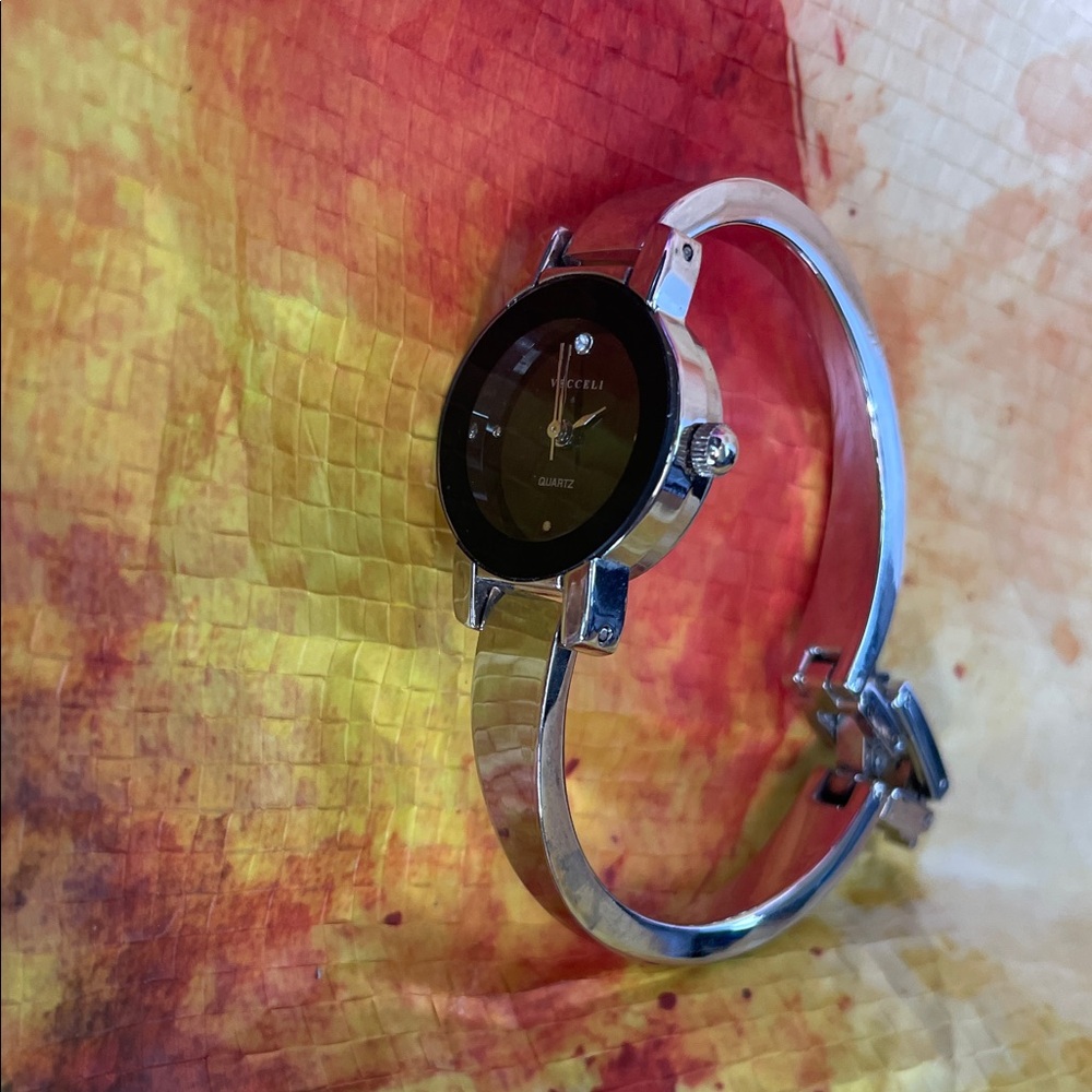 Source Unknown Silver Bracelet Watch with Black Dial